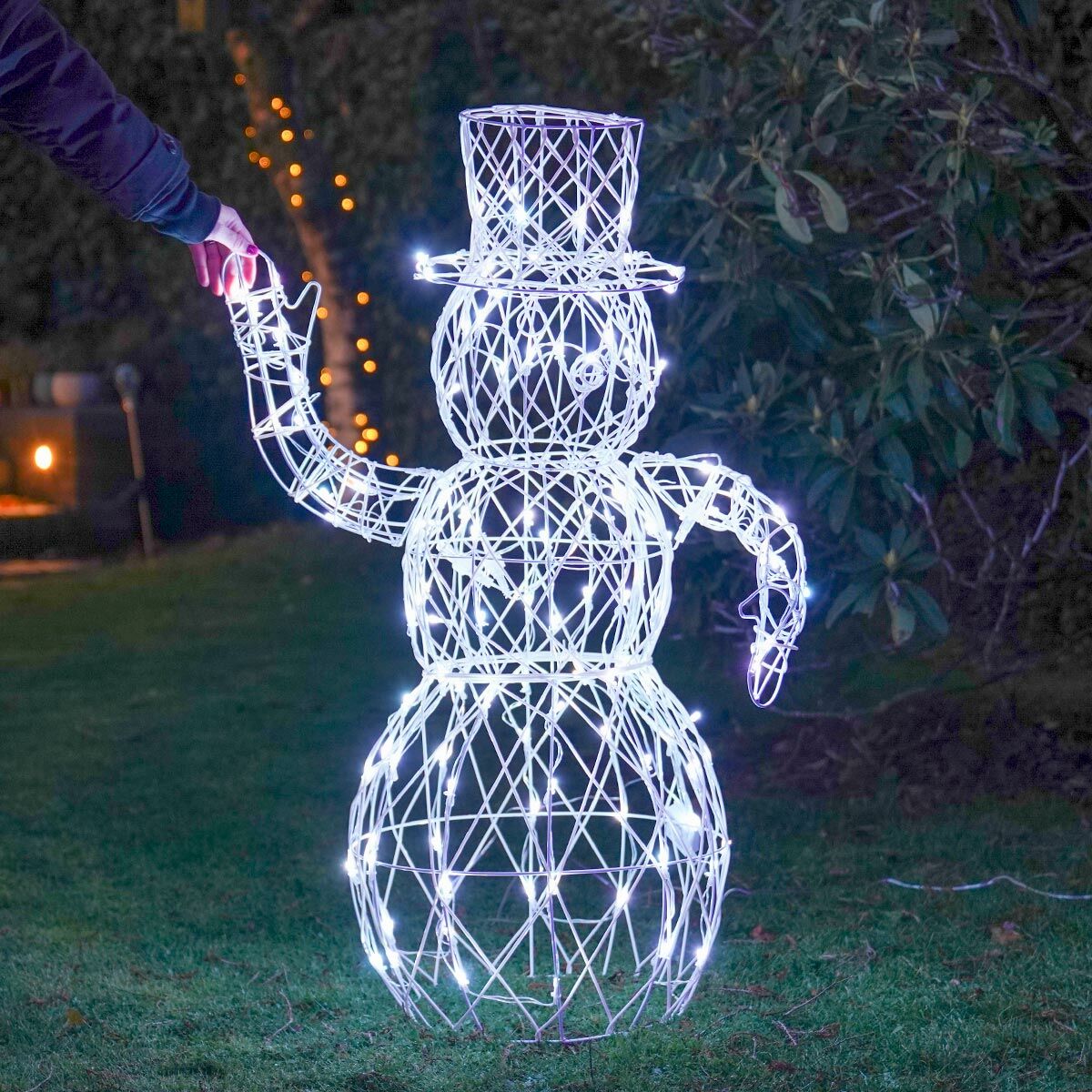 1m Outdoor Snowman Figure with Remote, Colour Select LEDs image 2