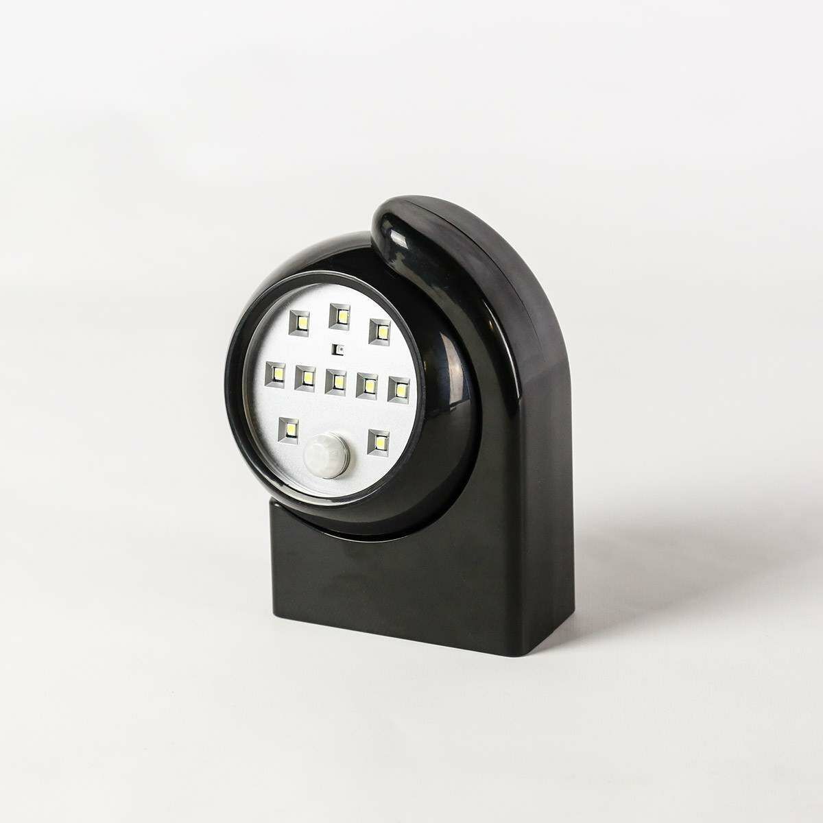 Outdoor Battery Operated Black Security Light with PIR Sensor image 2