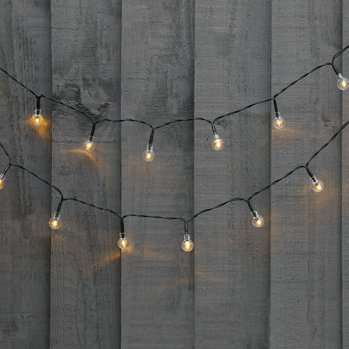 5m Indoor & Outdoor Battery Clear Berry Fairy Lights, Warm White LEDs, Green Cable image 3