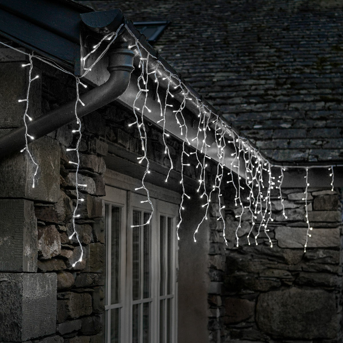 8.8m Christmas Snowing Effect Icicle Lights, 360 White LEDs image 2