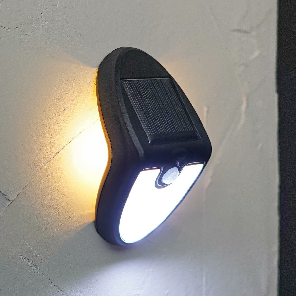 Solar Security Welcome Light with PIR image 2
