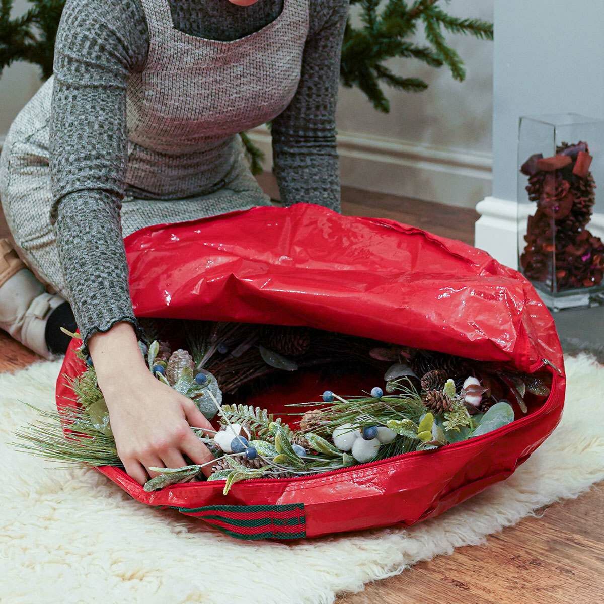 61cm Large Christmas Wreath Storage Bag image 1